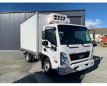Hyundai - Refrigerated Truck | Mighty EX4 Freezer Pantech Premium Plus