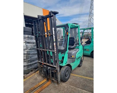 Mitsubishi - LPG Counterbalance Forklift | 2-Stage Clearview | 1.8T 