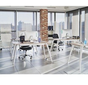 5 Tips for Choosing the Perfect Office Desks & Tables
