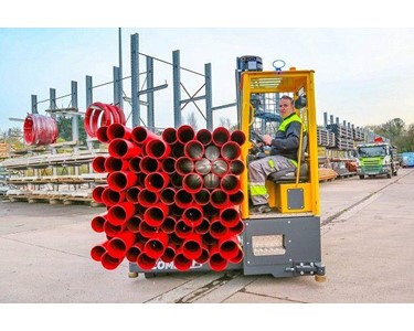 Combilift Reach Truck 2500kg – 4500kg | MR4 