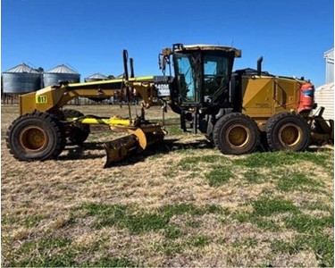 Caterpillar - Used Motor Grader 140M