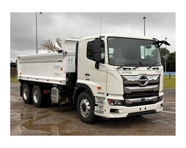 Hino - 700 Series FS 2632 Tipper Truck