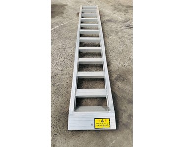 MXG - Alluminum Loading Ramps | 2600x400mm 4ton