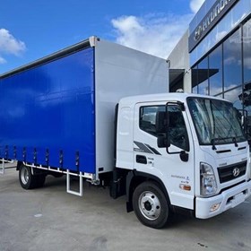 Curtainsider Truck | 2025 EX9 MIGHTY