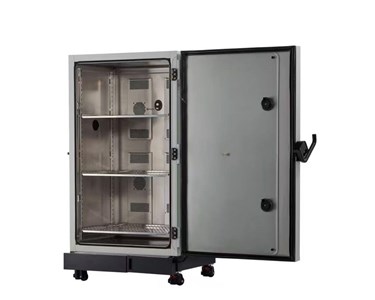 Thermo Scientific - Heratherm Stability Chamber 750 L, Solid Exterior Glass Interior