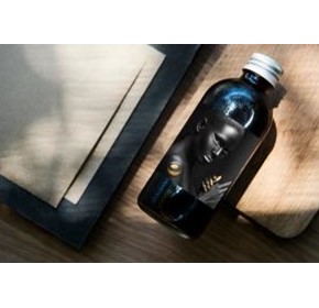 Jet Technologies’ self-adhesive label stock extends a sense of luxury Jet Technologies’ self-adhesive label stock extends a sense of luxury