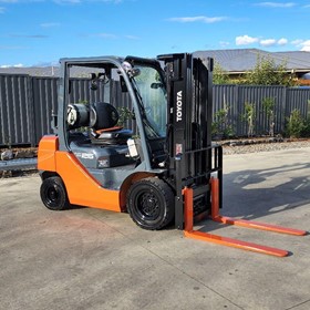 Used Forklifts | Toyota 1.8 - 4.5 T 