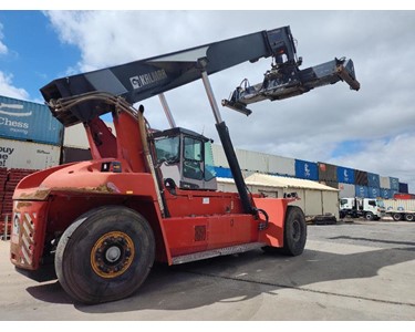 Kalmar - Diesel Reach Stacker Forklift | DT450 