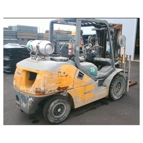 Container Entry LPG Forklift | FG45T-10, 4.1Ton