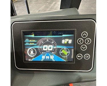 Hyworth 2.5T 4W Lithium Counterbalance - Rent To Own for $138 per week! H25BE4W48Li-2