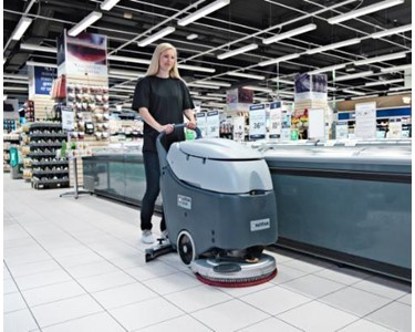 Medium Walk Behind Scrubber Dryer | SC450