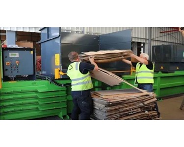 Cardboard and Plastic Horizontal Baler | H70 