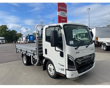 Isuzu - Tray Truck | NLR 45-150 DT D25 TRAYPACK 