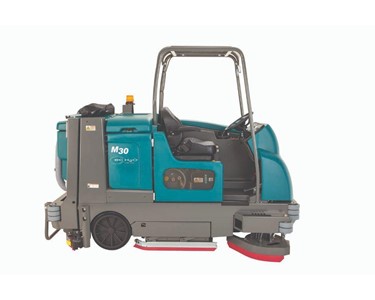 Tennant - Large Integrated Ride-on Scrubber Sweeper | M30