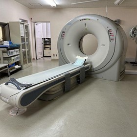 Aquilion 16 Slice CT Scanner