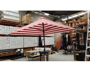 Indoor Outdoor Imports - Commercial Market Umbrella - CAF4-3x3m Square Straight Edge.