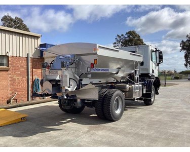 Iveco - Fertiliser Spreader Truck | Tway