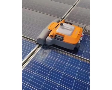 Solar Panel Cleaning Robot 300 m2 / hr | PV AUTOBOT