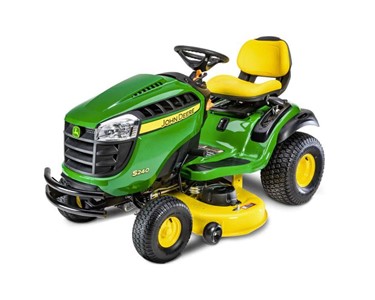 John Deere - Sport Lawn Mower Tractor | S240