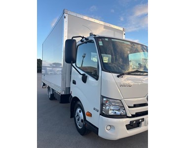 Hino - Pantech Truck | 300 Series 616 