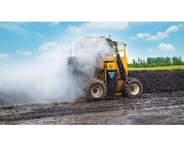 Vermeer - BioEnergy Compost Turner | CT718 