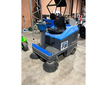 Conquest - (Pre-Owned) Industrial Ride-on Sweeper | PB106E 