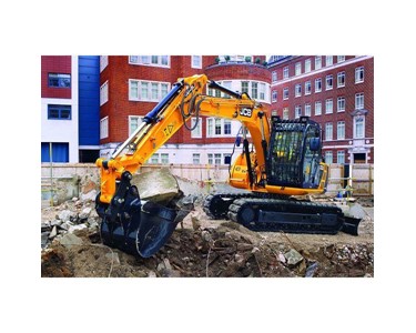 JCB - Medium Excavator | JS 130LC | 13 tonne