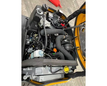 MXG - Mini Excavator | Diesel Engine | Yanmar 3TNV70- 3-Cylinder | XE15U