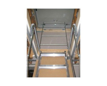 AM-BOSS - Suspended Ceilings Access Ladders