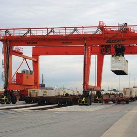 Rubbered Tyred Gantry Cranes MJ300HD