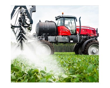 Massey Ferguson - Agricultural Sprayer | MF 535R Efficient