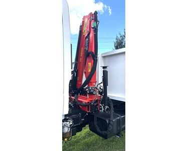 Isuzu - Used Crane Truck | F Series FSS110-210 4x4 Crew Cab 