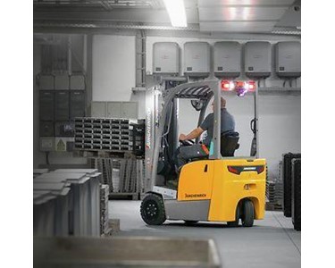 Jungheinrich - Electric Forklift | EFG BA 113/115