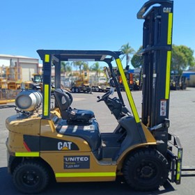 Used Cat 2.5T LPG Forklift | Perth
