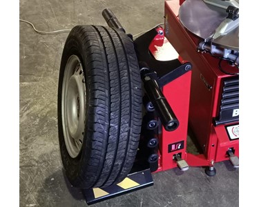 Bright - Wheel Lifter for Tyre Changing Machine