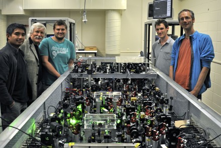 Vincent Daria, Hans Bachor, Jiri Janousek, Michael Taylor and Joachim Knittel taking data with the quantum microscope which was built and operated at the ANU. 
