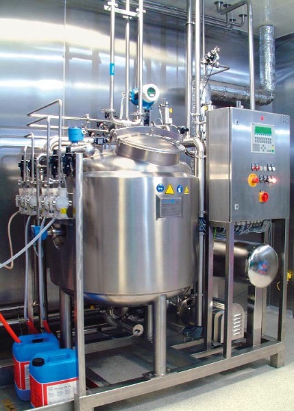 A CIP installation ensures that pharmaceutical plants are cleaned without leaving residue.