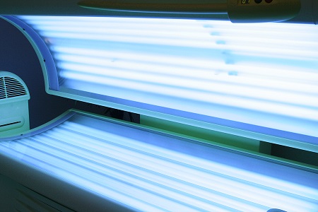 "Solarium users will either stop tanning altogether … turn to fake tanning products … or increase outdoor sun exposure to maintain their tanned appearance."