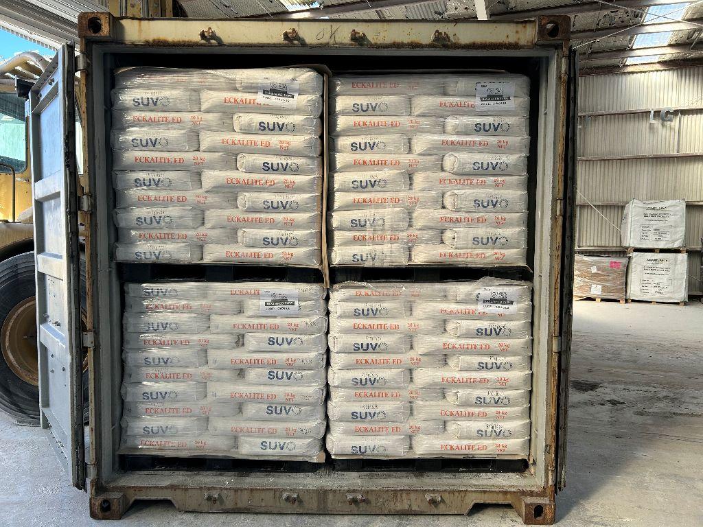 Eco Pallets' Eco-1100 in a 20' HC