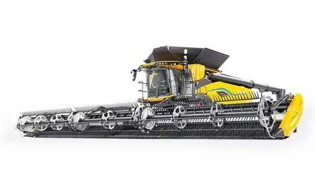 Combine Harvester 775HP | CR11