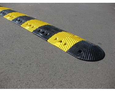 Heavy Duty Solid Rubber Speed Hump