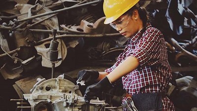 Australia's skilled workforce to suffer from cuts to migration intake