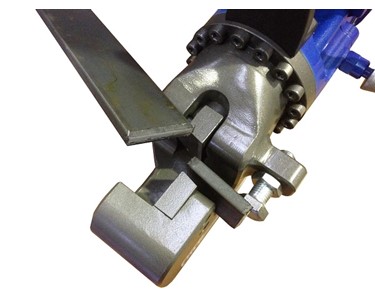 Electric Hydraulic Steel Flat Bar Cutting Tools | Edilgrappa TP50