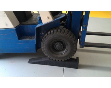 Wheel Risers for machinery maintenance 