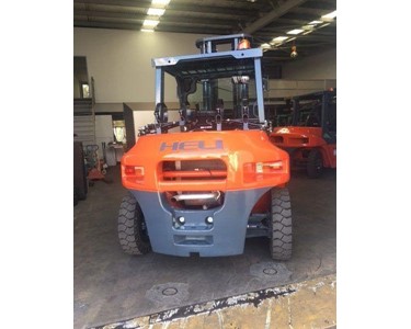 Heli - 7 to 10ton Diesel Powered Forklift 