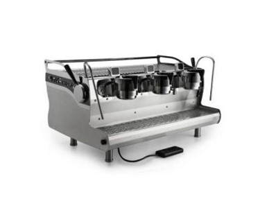 Synesso - Commercial Coffee Machine | MVP Hydra      