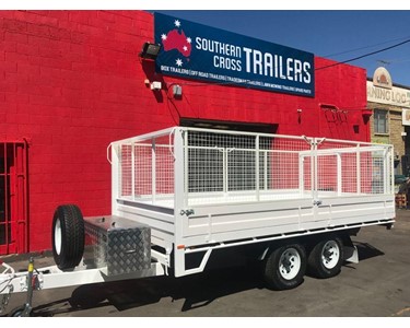Southern Cross - Table / Flat Top Trailers