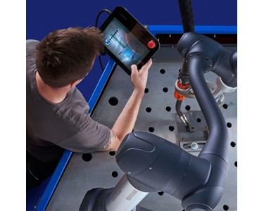 CLOOS - Compact Cobot Welding System | ArcBot