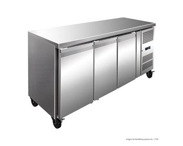 Thermaster - Underbench Freezer | 386L 3-Door | FE3100BT