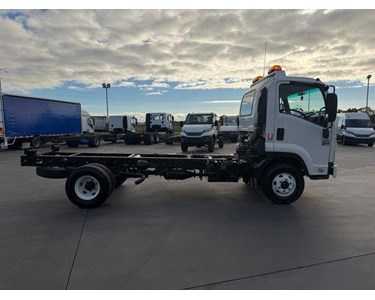 Isuzu - Used Cab Chassis Truck | 2009 FRR 500 PTO 